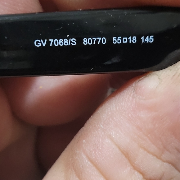 Givenchy Sunglasses - Picture 4 of 4